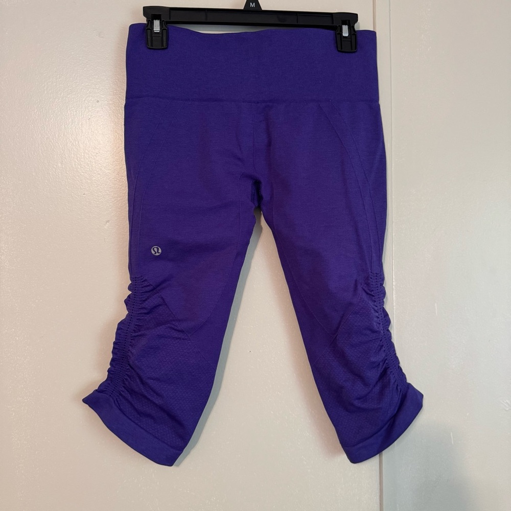 Lululemon The Flow Crop II Leggings - Picture 4 of 5